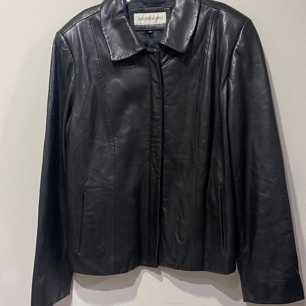 Super cute leather jacket size M
